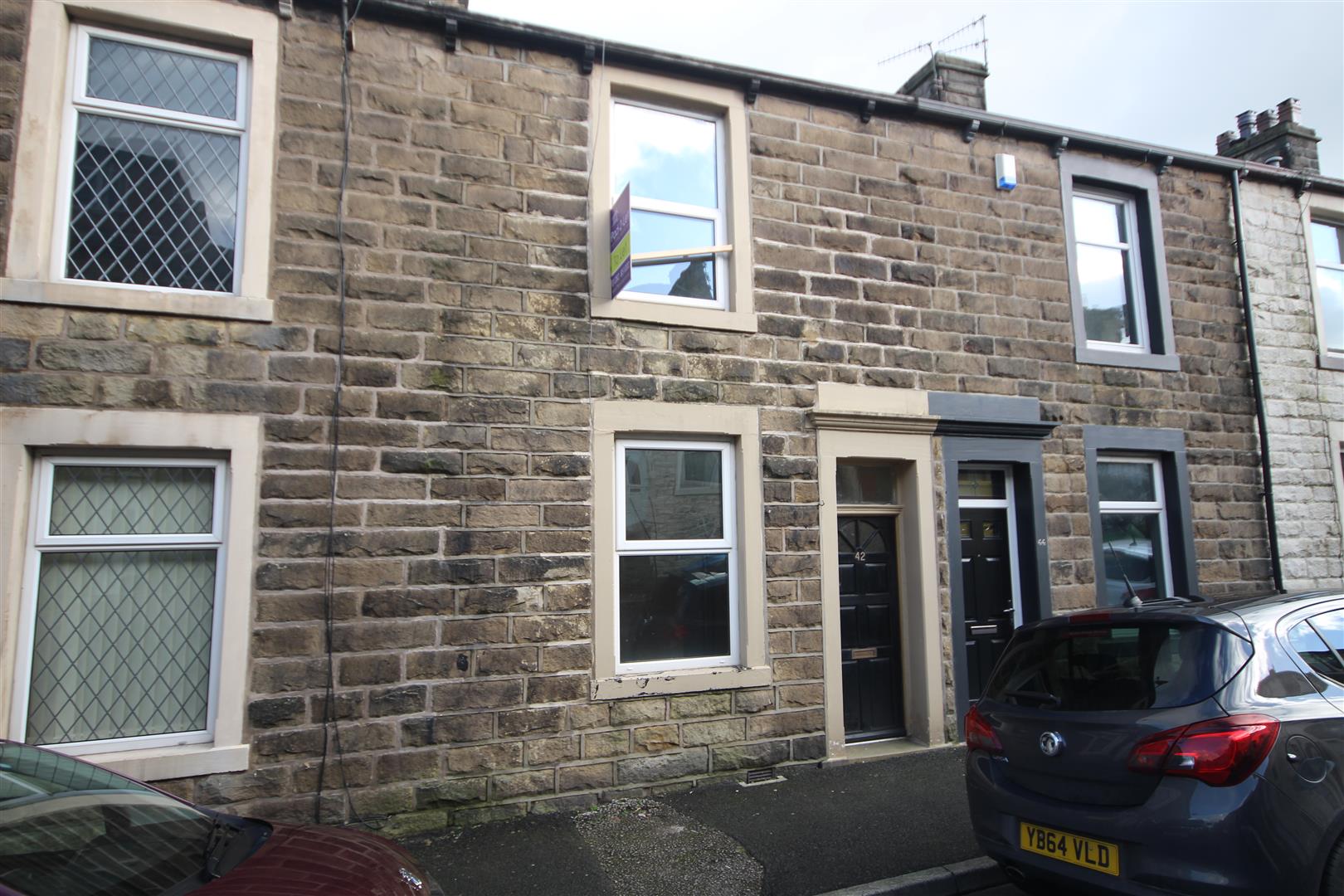 2 bedroom mid terrace house To Let in Barnoldswick - Main Image